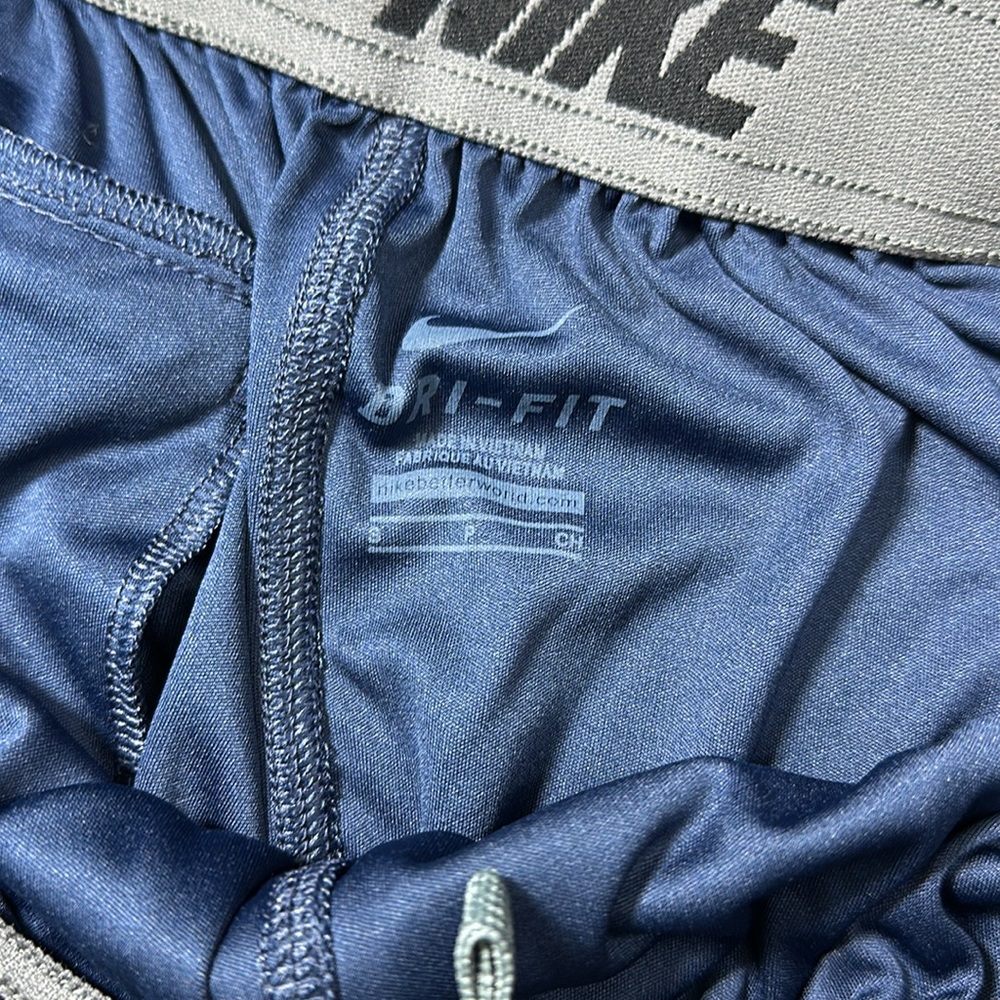 Nike Men’s Navy Basketball Shorts With Pockets Size Small - Picture 5 of 8